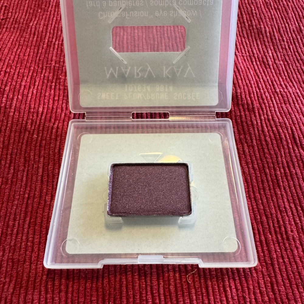 Sweet Plum Chromafusion Eyeshadow